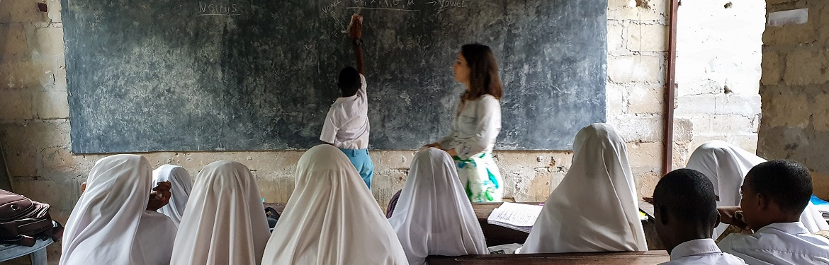 Projeto Ensino a Crianças em Zanzibar